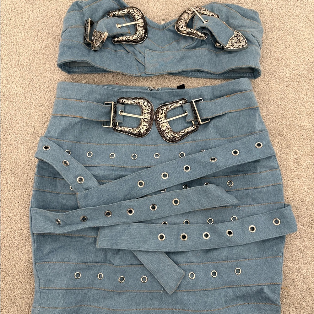 Blue Strapless Top and Skirt Set with Buckle Details